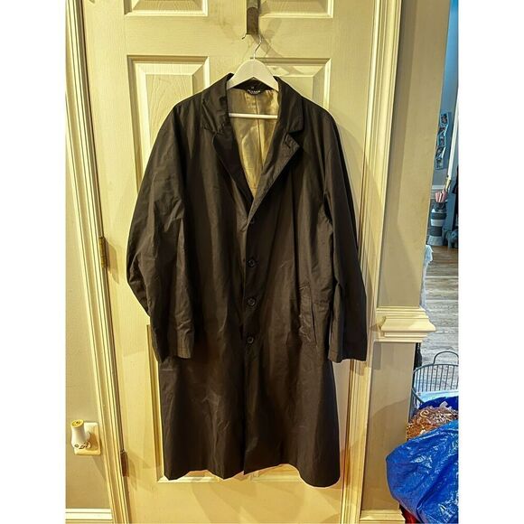 Jos. A. Bank Black Over Suit Rain Over Coat sz 44R EUC - Picture 2 of 8